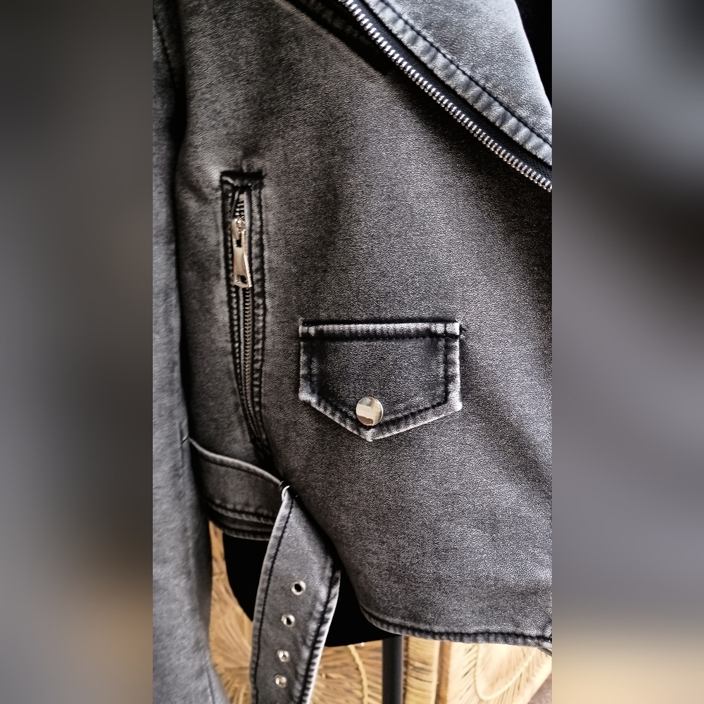 Akira Stylish Gray Faux Leather Jacket_Large - Picture 5 of 10